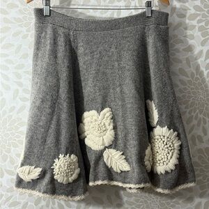 Charlie & Robin Anthropologie Women’s M Gray Flower Embroidery Wool Short Skirt